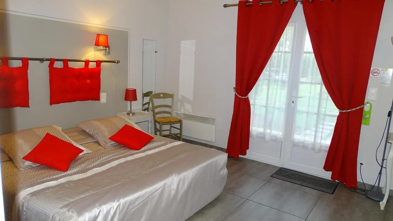 ***  Logis Hotel Des Granges Αρλ Γαλλία